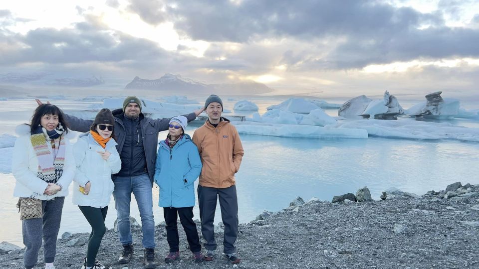 Jökulsárlón Floating Glacier & Diamond Beach Day Tour - Customer Feedback