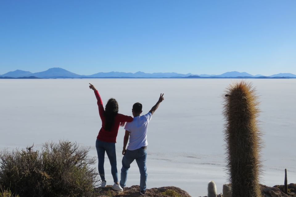 La Paz: 4-Day Uyuni & Colored Lagoons With Flight and Hotel - What to Expect