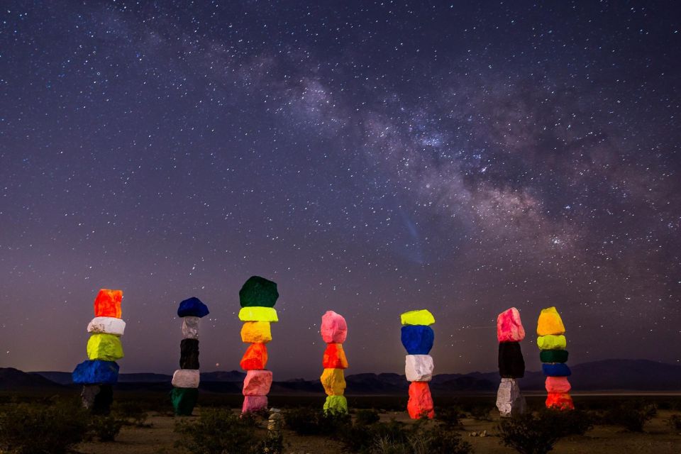 Las Vegas: Mojave, Red Rock Sign and 7 Magic Mountains Tour - Journey to Seven Magic Mountains