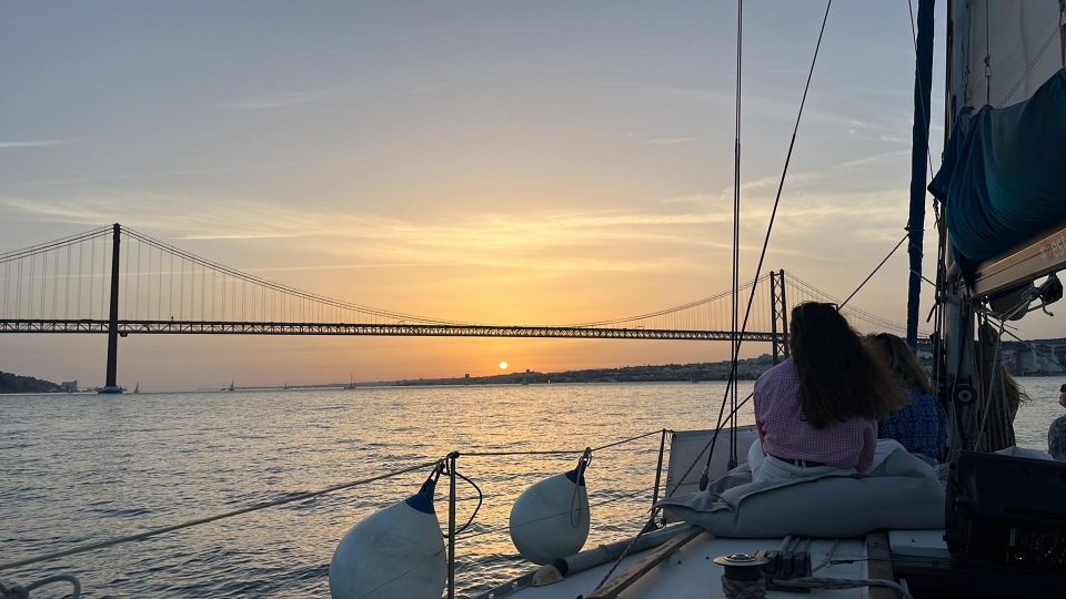 Lisbon Sunset Sensations 2h Cruise - Meet the Crew