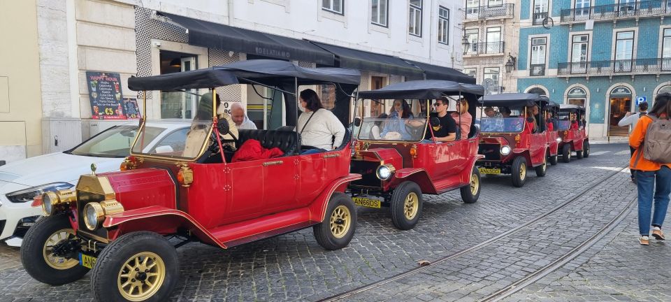 Lisbon: Tour on Board a Classic Tuk - Guided Tour With Local