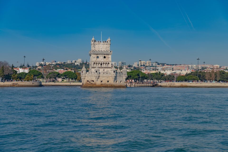 Lisbon: Wine Tasting With Sommelier on a Sailboat | Private - Discovering Unique Wines of Portugal