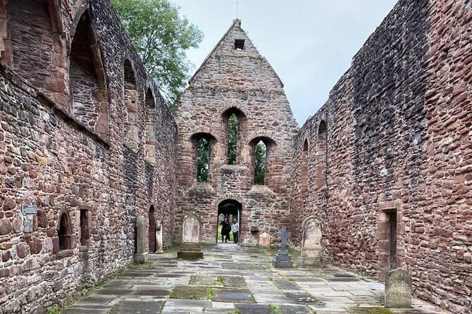 Loch Ness, Clava Cairns and Outlander Sites From From INVERNESS - Inverness Cathedral and Ness Islands