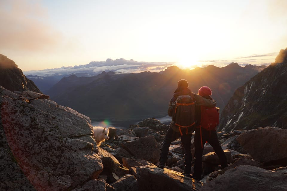 Lofoten Islands: Hiking Into the Wilderness - Guided Tour - What to Bring