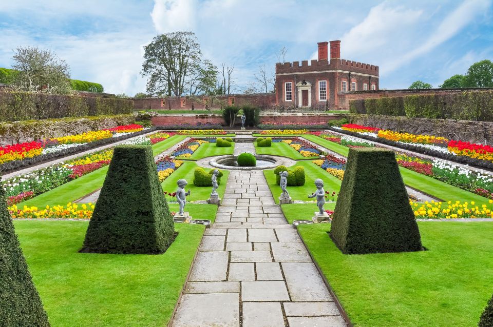 London: Hampton Court Palace Private Tour With Train Ride - Tips for a Great Experience