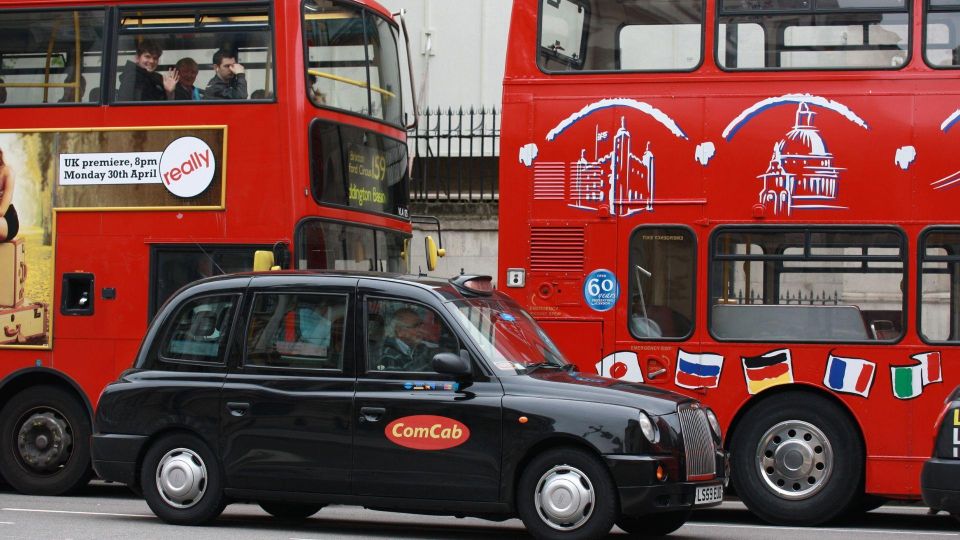 London: Private City Tour With a Local - Important Information for Tourists