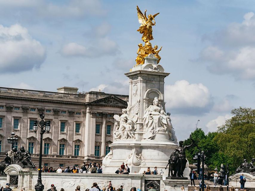 London: Westminster Abbey, Trafalgar, Buckingham Palace Tour - Meeting Point Details