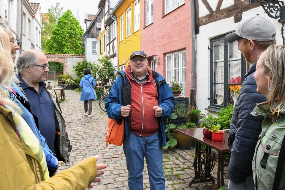 Lübeck: Entertaining Tour Through Hidden Courtyards - Tips for Your Visit