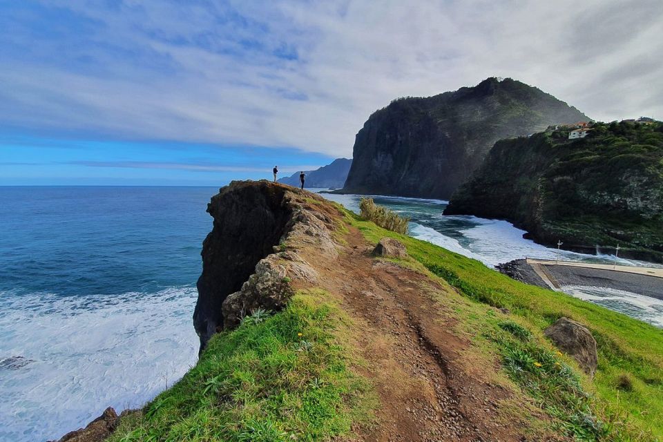 Madeira: Jeep 4x4 Safari Tour With Porto Moniz Natural Pools - Volcanic Rock Pools