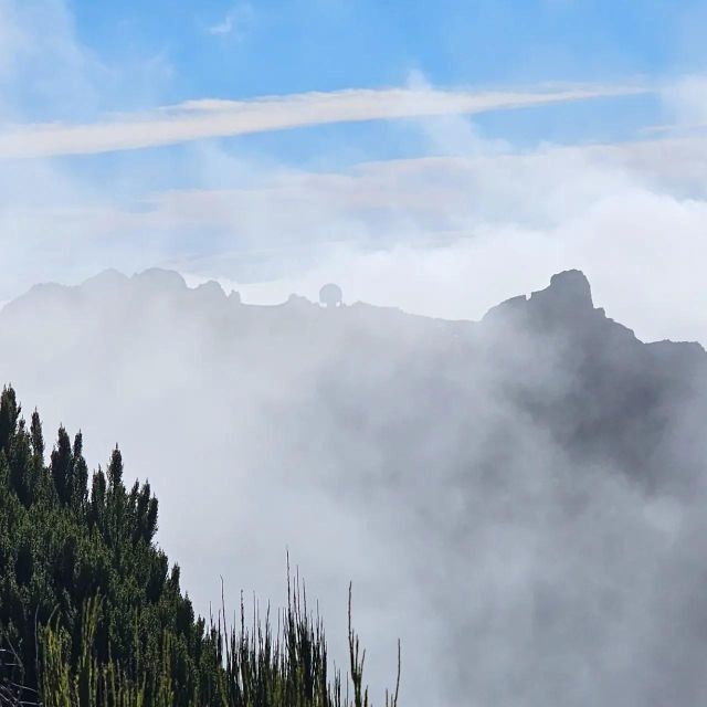 Madeira: PR1.2: Pico Ruivo Hiking Trail by Overland Madeira - Background