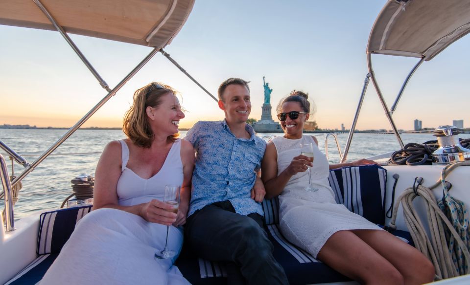 Manhattan: Private Luxury Sailing Tour to Statue of Liberty - Top-Rated Customer Reviews