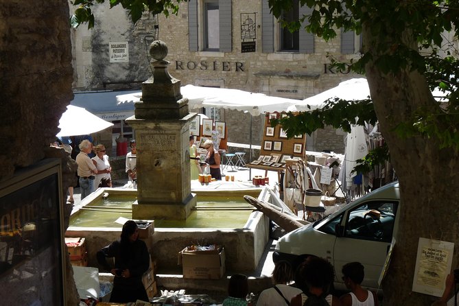 Market & Perched Villages of the Luberon Day Trip From Marseille - Apt and Candied-Fruits Production