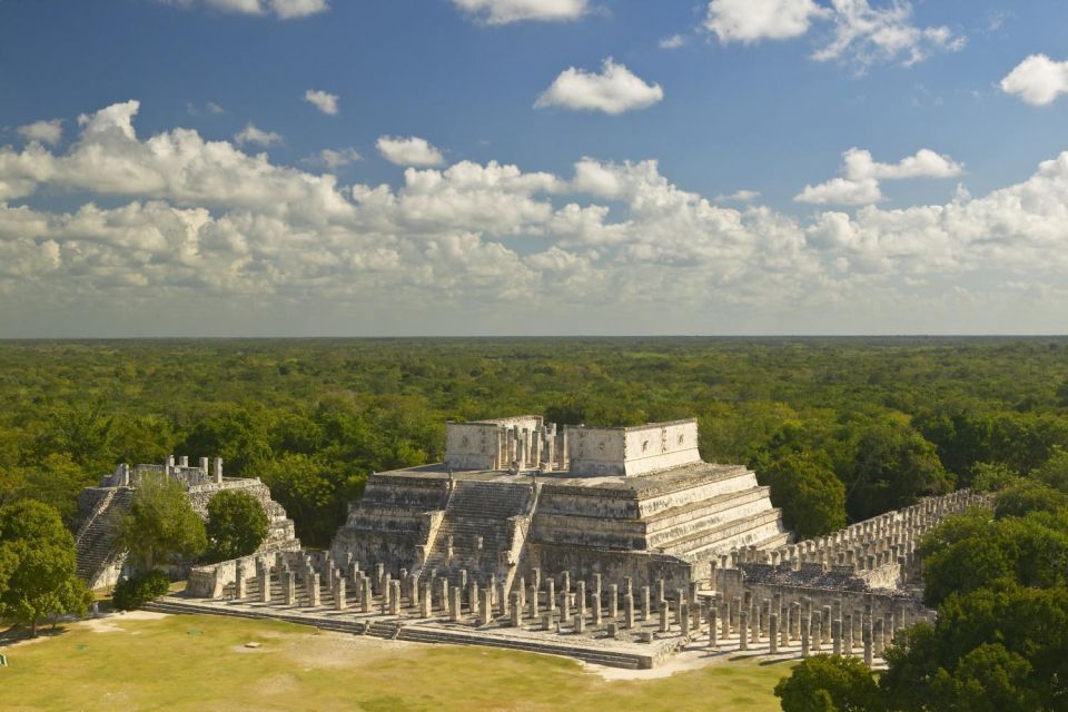 Mayan Echoes: Chichen Itza & Tulum Self-Guided Audio Tour - Iconic El Castillo