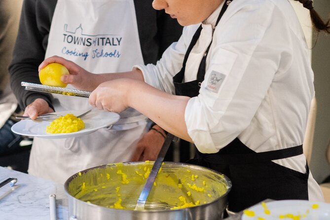 Milan Culinary Experience: Pasta & Gelato Mastery Cooking Class - Exploring the Local Food Market