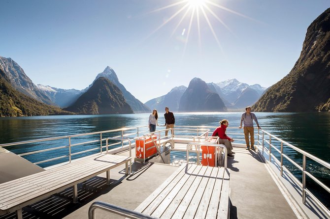 Milford Sound Sightseeing Cruise With Optional Picnic or Buffet - Important Visitor Information