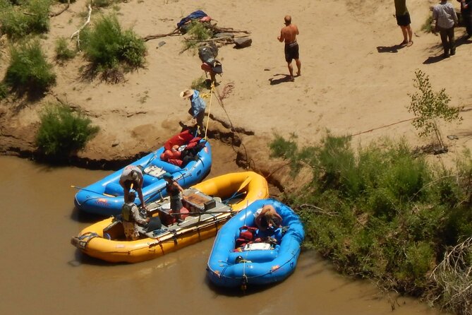 Moab Combo: Colorado River Rafting and Canyonlands 4X4 Tour - Meeting Point and Logistics