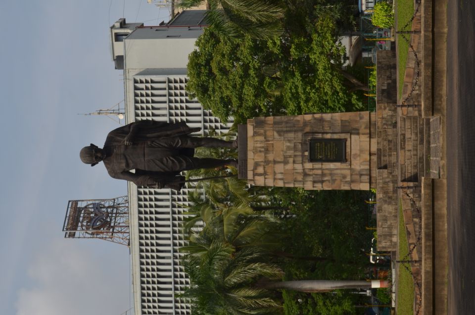 Mumbai City Tour With Ferry Ride and Dharavi Slum - Booking Process