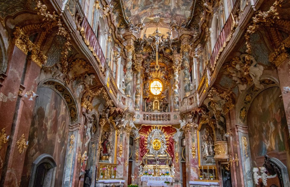 Munich: Private Exclusive History Tour With a Local Expert - Reconstruction After World War II