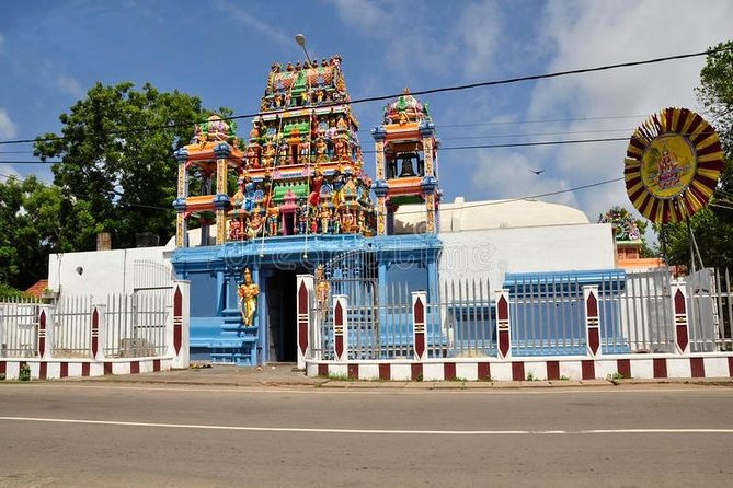 Negombo City Tour by Tuk Tuk / Car ( Transit Passengers) - Meeting Points and Logistics