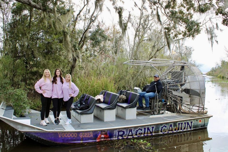 New Orleans: Oak Alley or Laura Plantation & Airboat Tour - Pickup and Dropoff