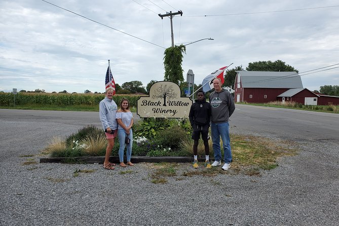 Niagara All American All Inclusive Boutique Wine Tour - Transportation and Accessibility