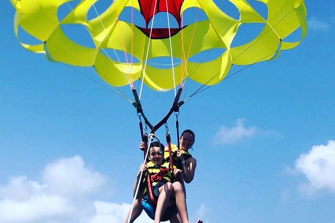 Noord Parasailing With Unparalleled Views - Meeting Point and Location