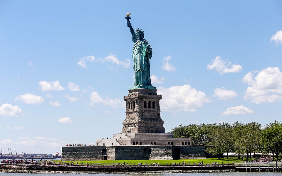 Nyc: Ellis Island Private Tour With Liberty Island Access - Important Reminders