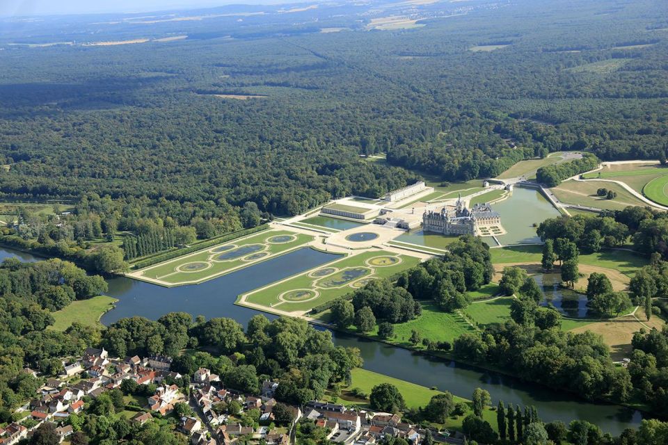 Paris: Chantilly Castle Private Transfer for 3 People - Accessibility Features