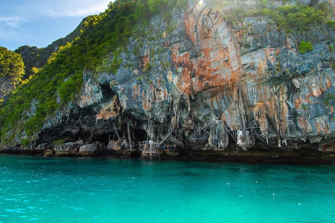 Phi Phi , Khai & Maya : Unforgettable Island Hopping by Speedboat - Discovering Maya Bay