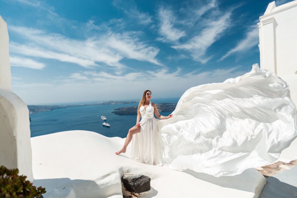 Photoshoot in Santorini With Flying Dress - Tips for Your Photoshoot