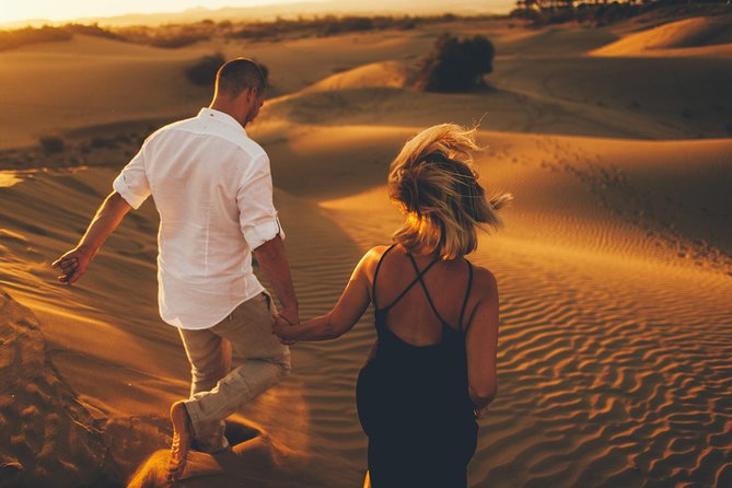 Photoshooting in the Maspalomas Dunes - Photographers and Their Expertise