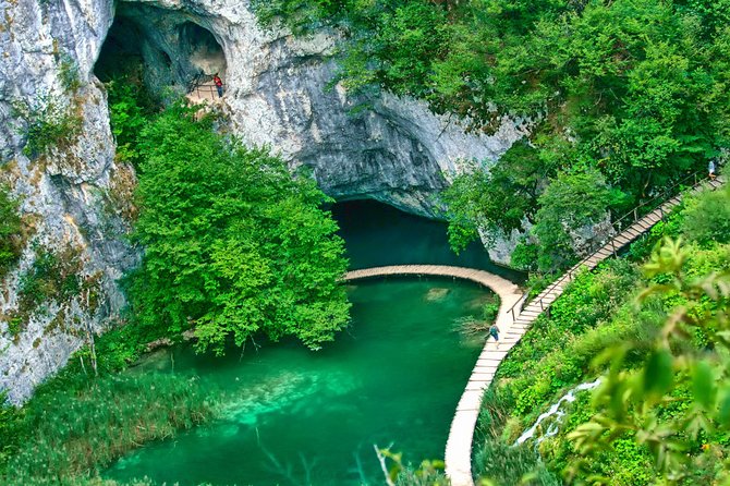 Plitvice Lakes Guided Tour With Entrance Ticket Included - Electric Train Ride Included