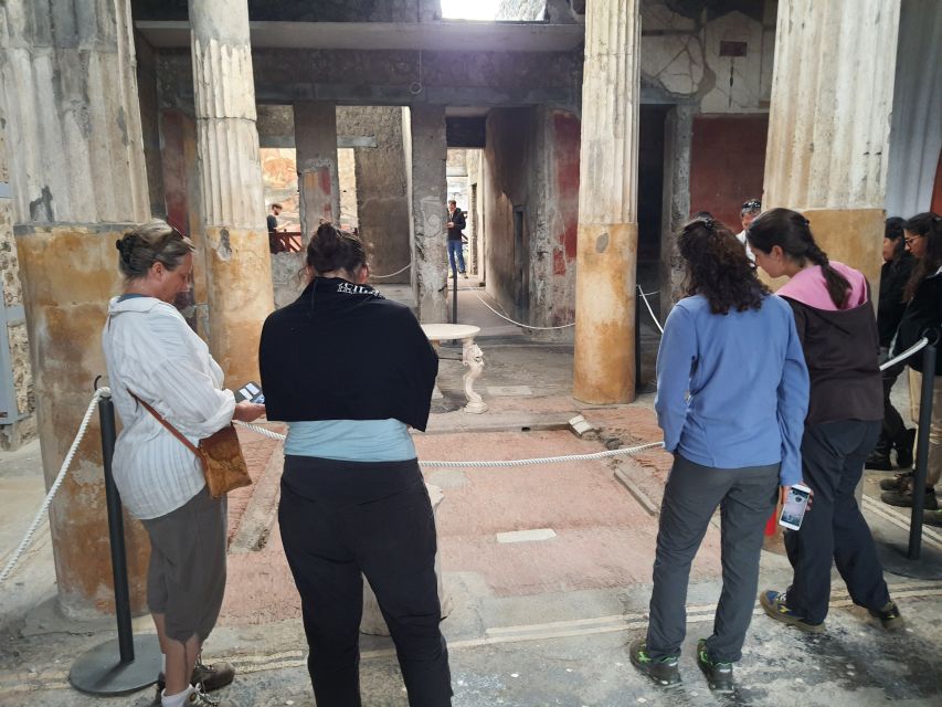 Pompeii: Treasure Hunt Tour With Skip-The-Line Tickets - How to Get There