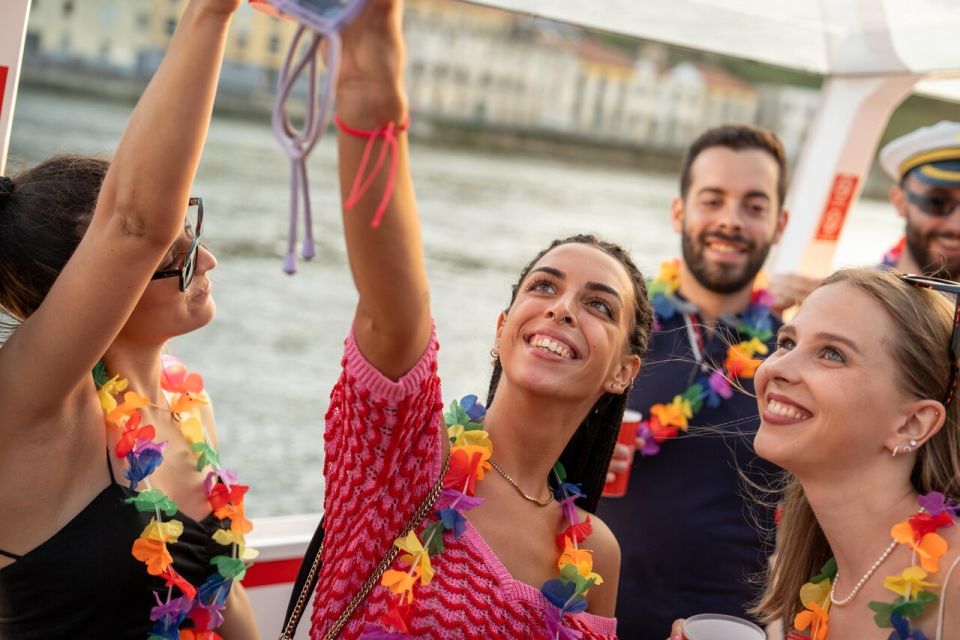 Porto: 6 Bridges Douro River Party Boat With Sunset Option - Douro River Sunset Experience