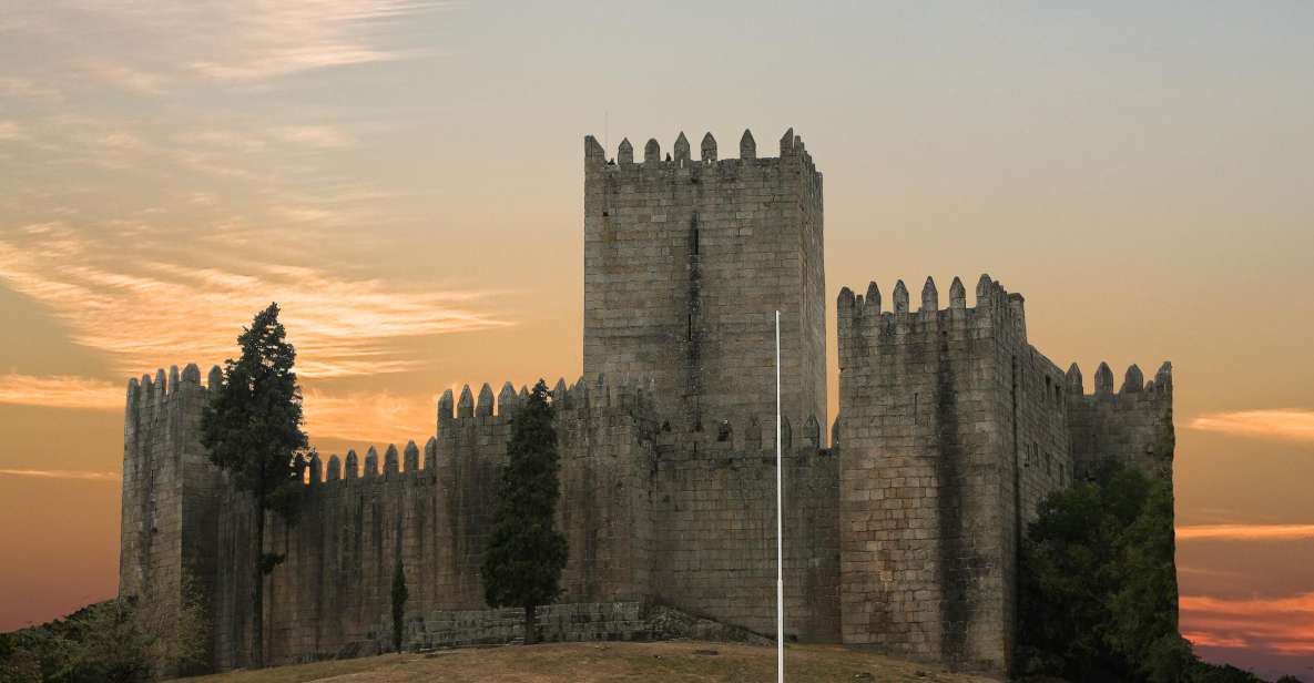 Porto: Braga & Guimarães Full Day Tour - Guimarães Historical Center