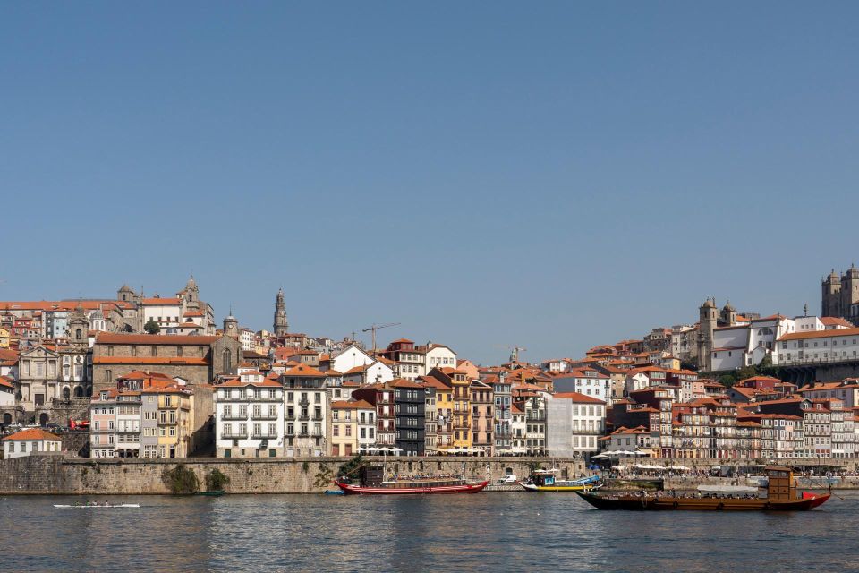 Porto: Helicopter Ride, Guided Walking Tour & River Cruise - Meeting Point and Check-in