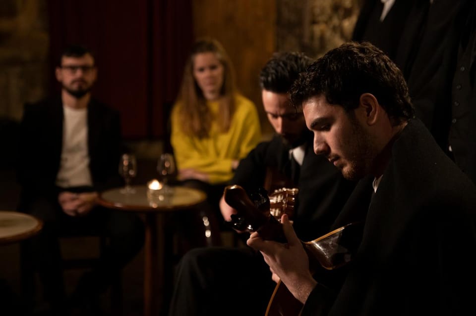 Porto: Intimate Fado Concert in a Traditional Tavern - Customer Ratings