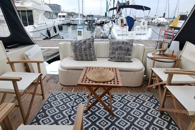 Porto: Luxury Yacht Tour of the 6 Bridges and Douro Natural Reserve - What to Bring