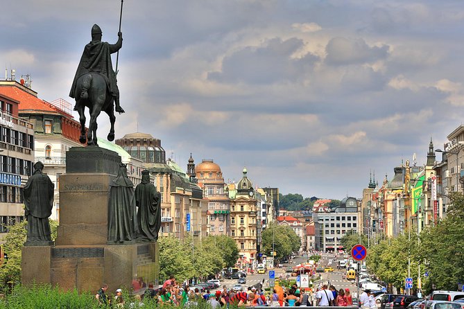 Prague: Bus Tour, Walking Tour, River Cruise and Lunch - Recommendations for Improvement