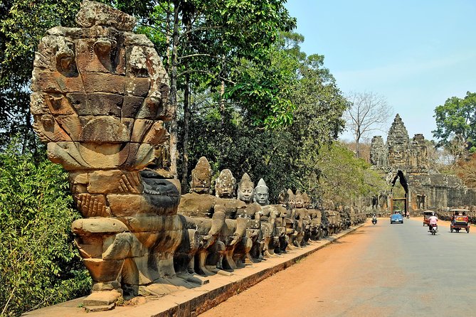 Private Angkor Wat Guided Sunset Tour - Tips for a Great Tour