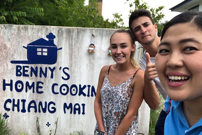 Private Dinner Cooking Class With Benny in Chiang Mai - Starters: Soups and Noodles