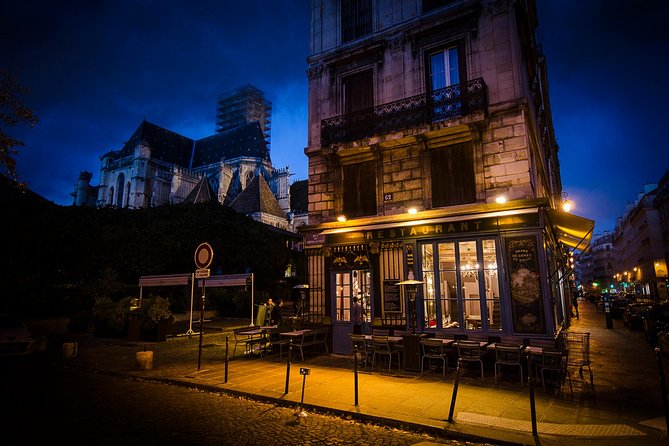 Private Paris Photography Tour With a Professional Photographer - Explore Parisian Landmarks