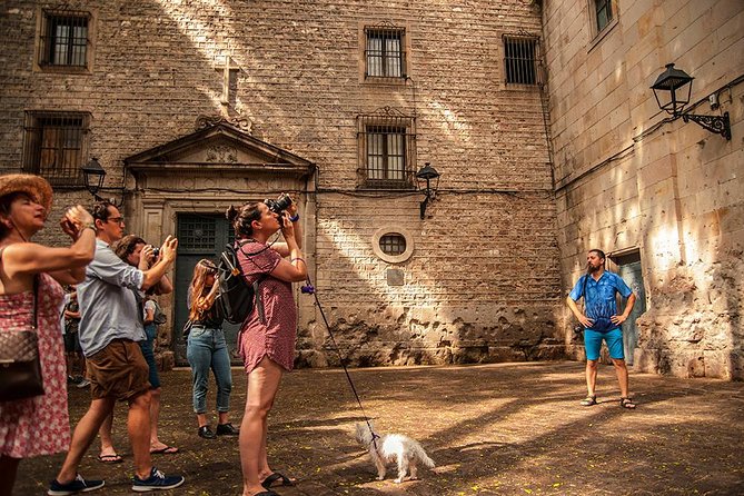 Private Photography Walking Tour With a Local - Customer Reviews and Feedback