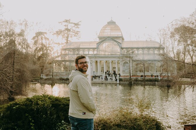 Private Professional Vacation Photoshoot in Madrid - Customization Options