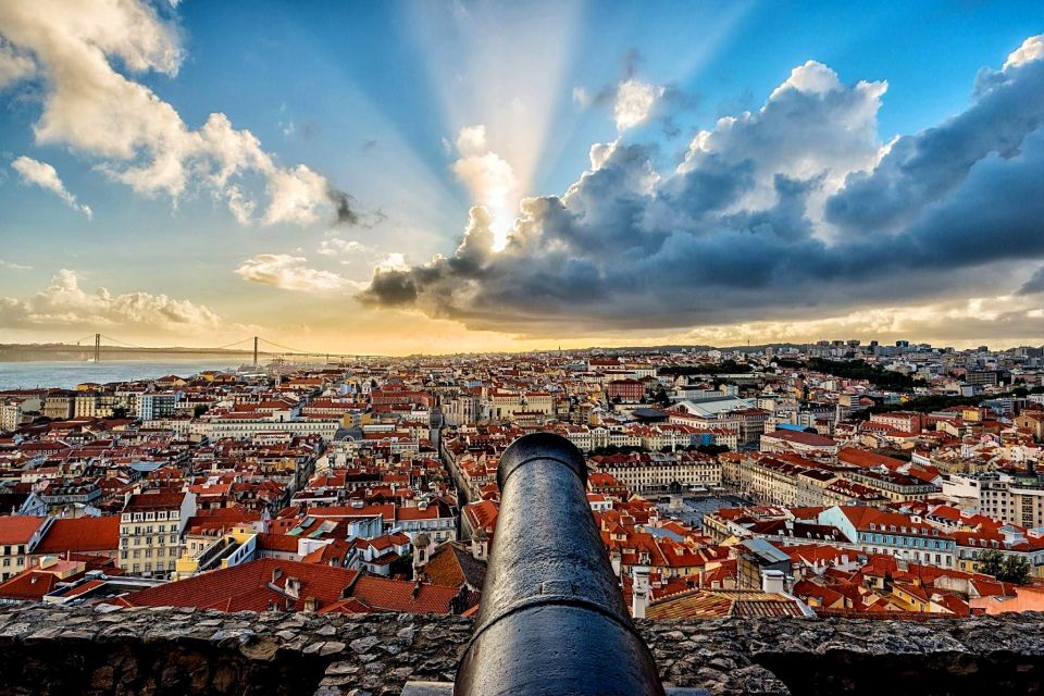 Private Tour (3-H): Belém, Cristo Rei & Lisbon Sightseeing - Visiting Belem