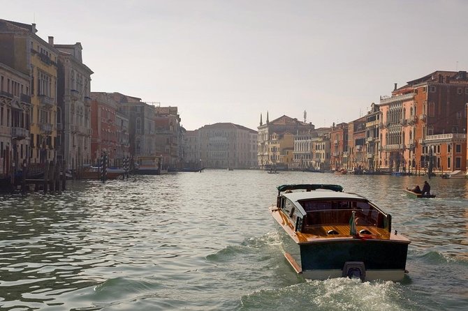 Private Tour: Venice Grand Canal Evening Boat Tour - Tips for a Memorable Experience