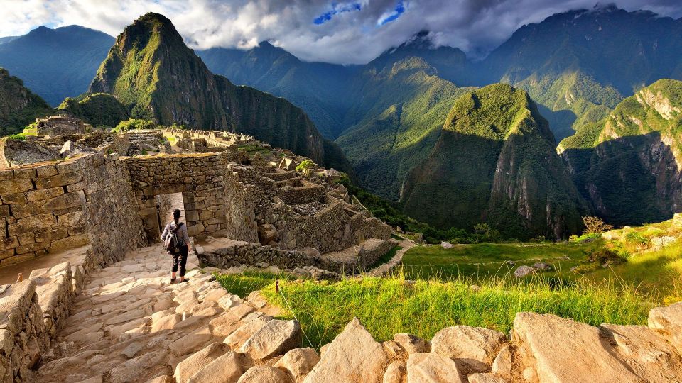 Private Tour+Hotel 4☆ Rainbow Mountain + Machu Picchu 4 Days - Airport Pickup and Transfer