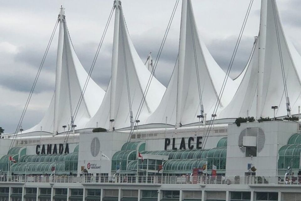 Private Vancouver Compact City Tour by Land and Water - Cruise the Harbor