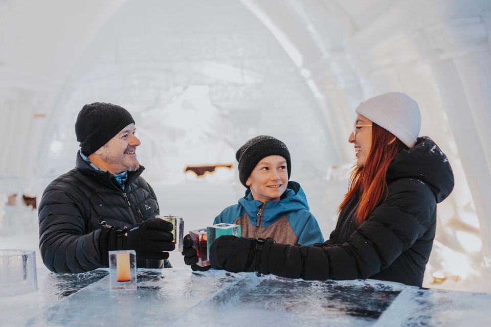 Quebec City: Hotel De Glace Overnight Experience - Dining Options