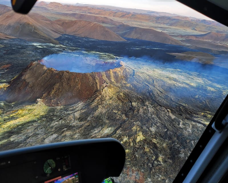 Reykjavik: 45-Minute Volcano Sightseeing Helicopter Tour - What to Expect